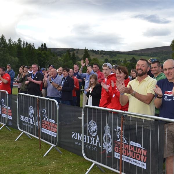 Balmoral Challenge 2018 - Crowd cheering teams home  - Balmoral Challenge 2018 - Crowd cheering teams home in Scotland to support veteransEx forces help - Ex army support group